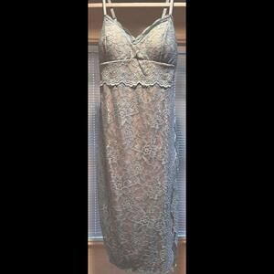 M Windsor Lace Dress High Slit Nwt